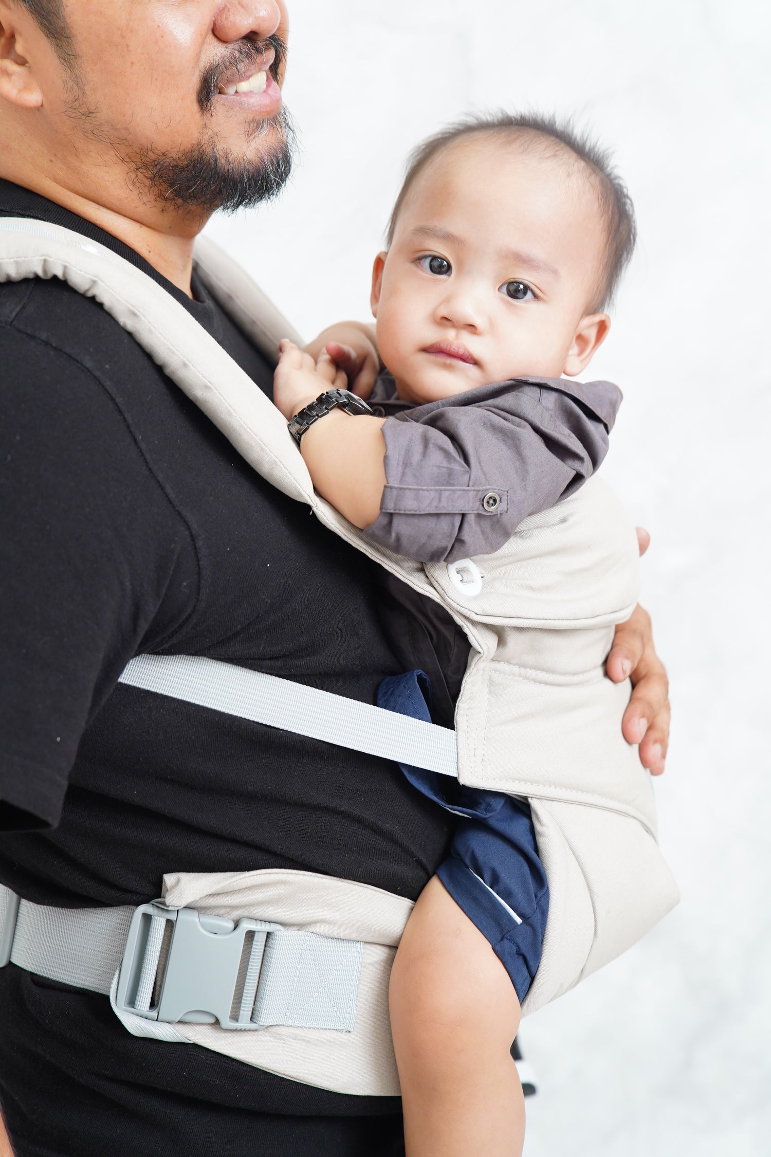 Zima Ergonomic Baby Carrier - Gray