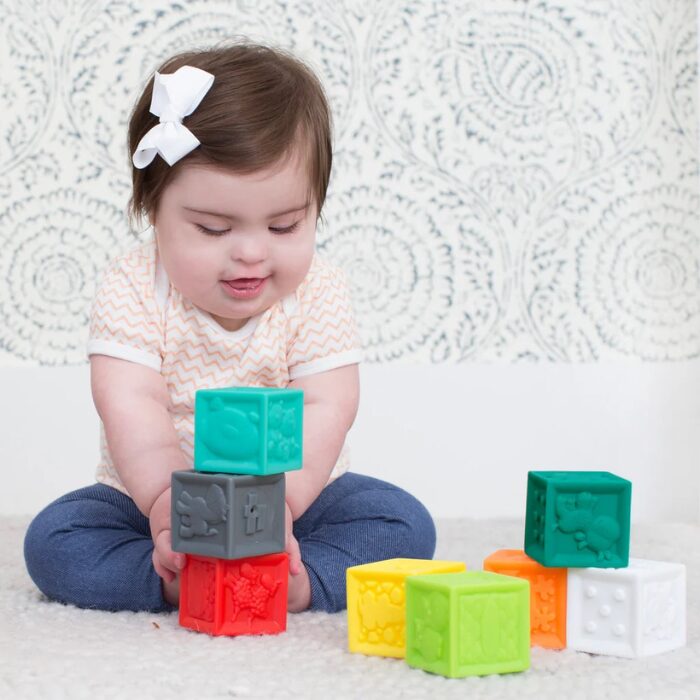 Infantino Squeeze and Stack Block 8 Pieces